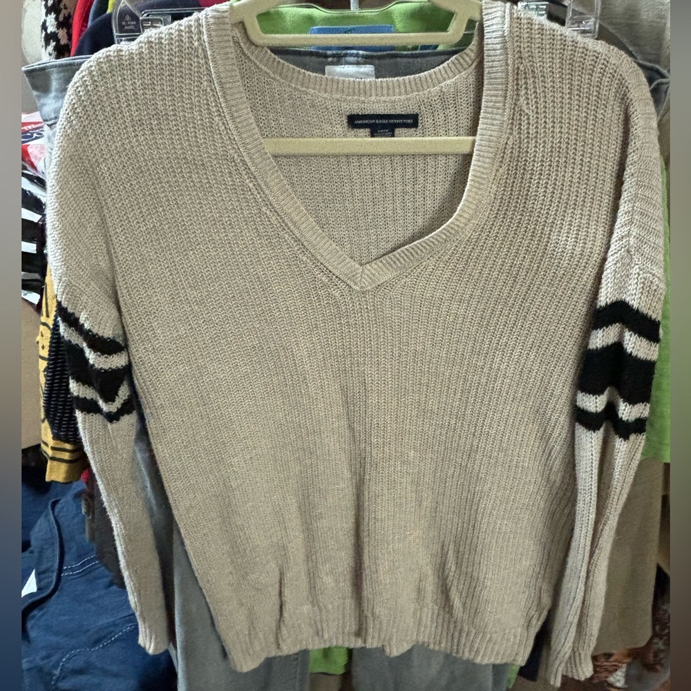 American‎ eagle vintage tan with blue striped varsity sweater size small